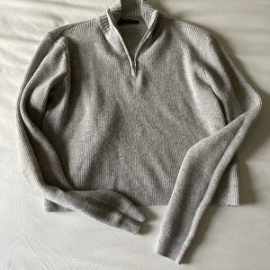 Brandy Melville Quater Zip